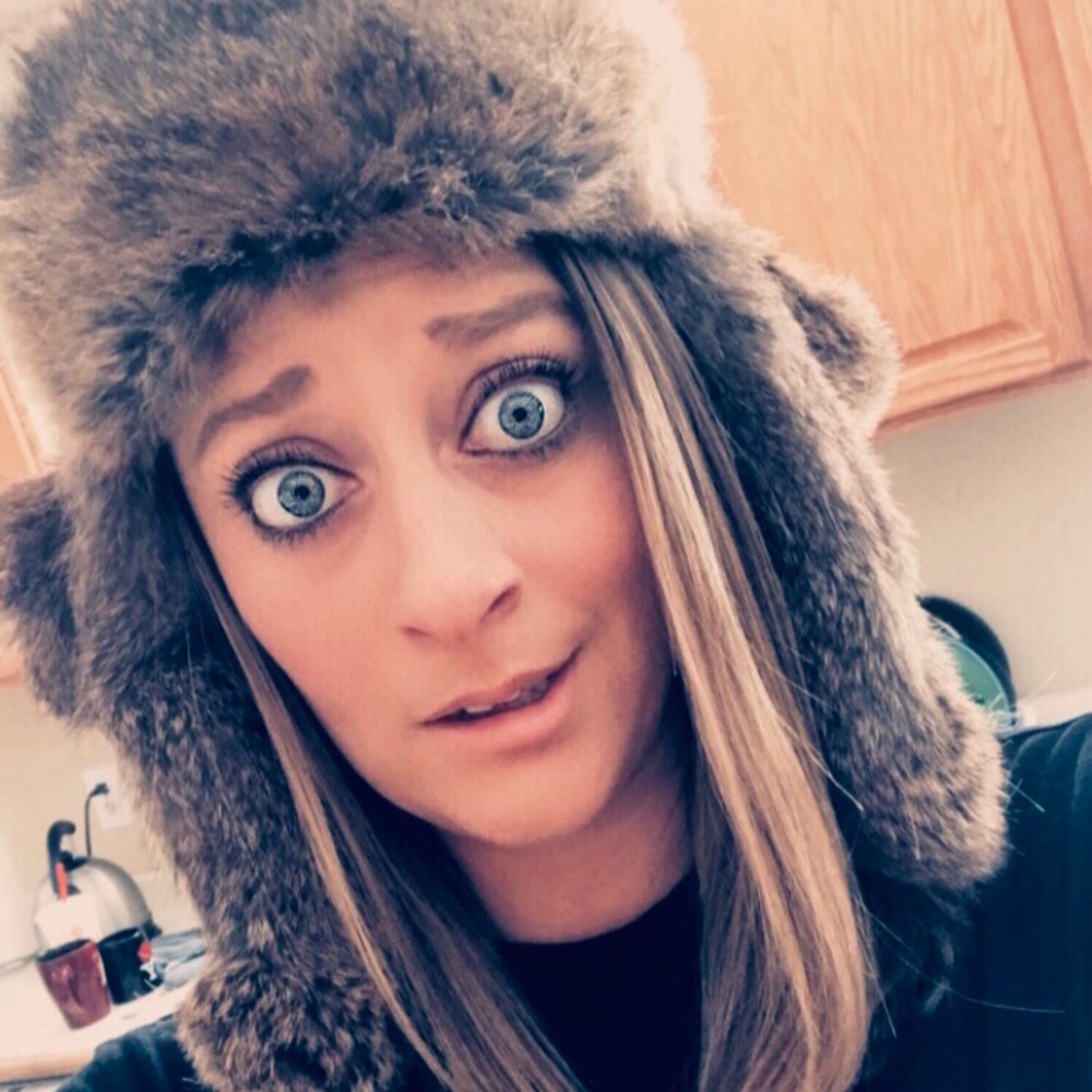 Meet your Posher, Raychel